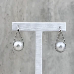 White South Sea Pearl Artistic Wire Diamond Hook Earrings