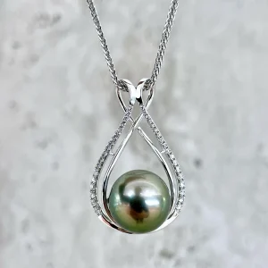Black Tahitian Pearl Twisted Teardrop Pendant