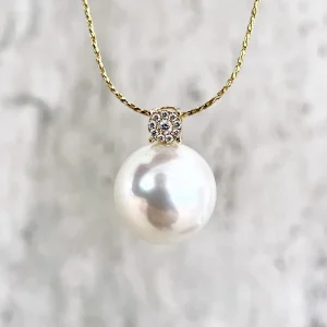 PW0409011-1-1 White South Sea Pearl Diamond Accent Pendant